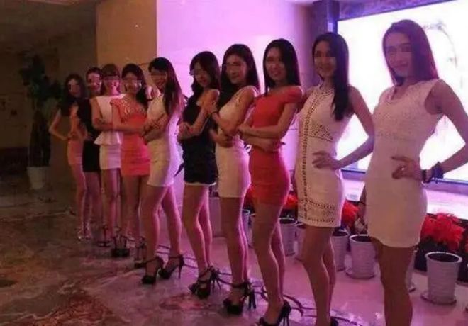 全过程看你喜欢的特殊服务有多令人作呕j9九游真人游戏第一平台“私密影院”(图5)